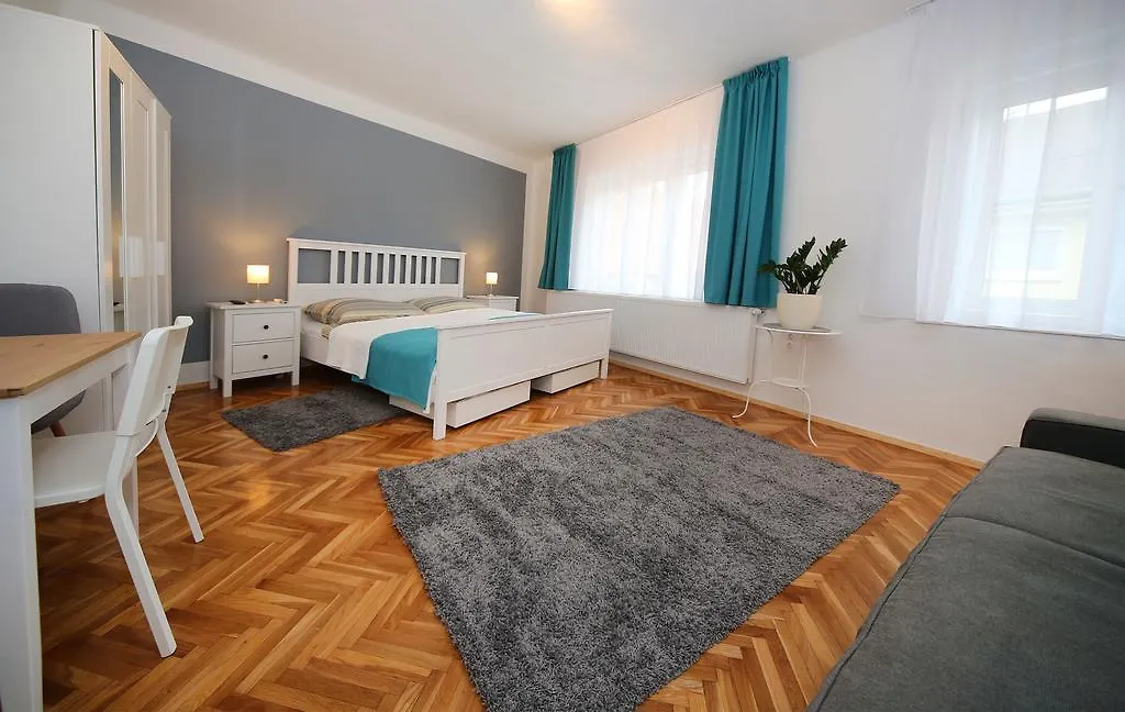 Apartament Jaderooms Eger